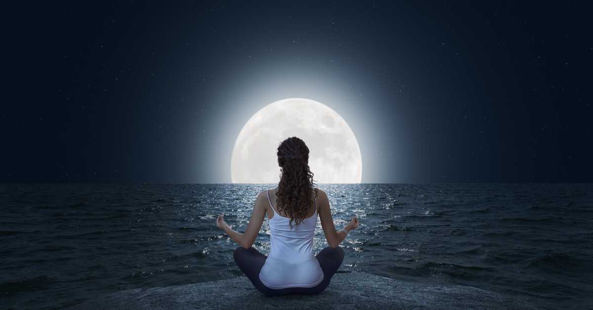 Can I Meditate At Night?